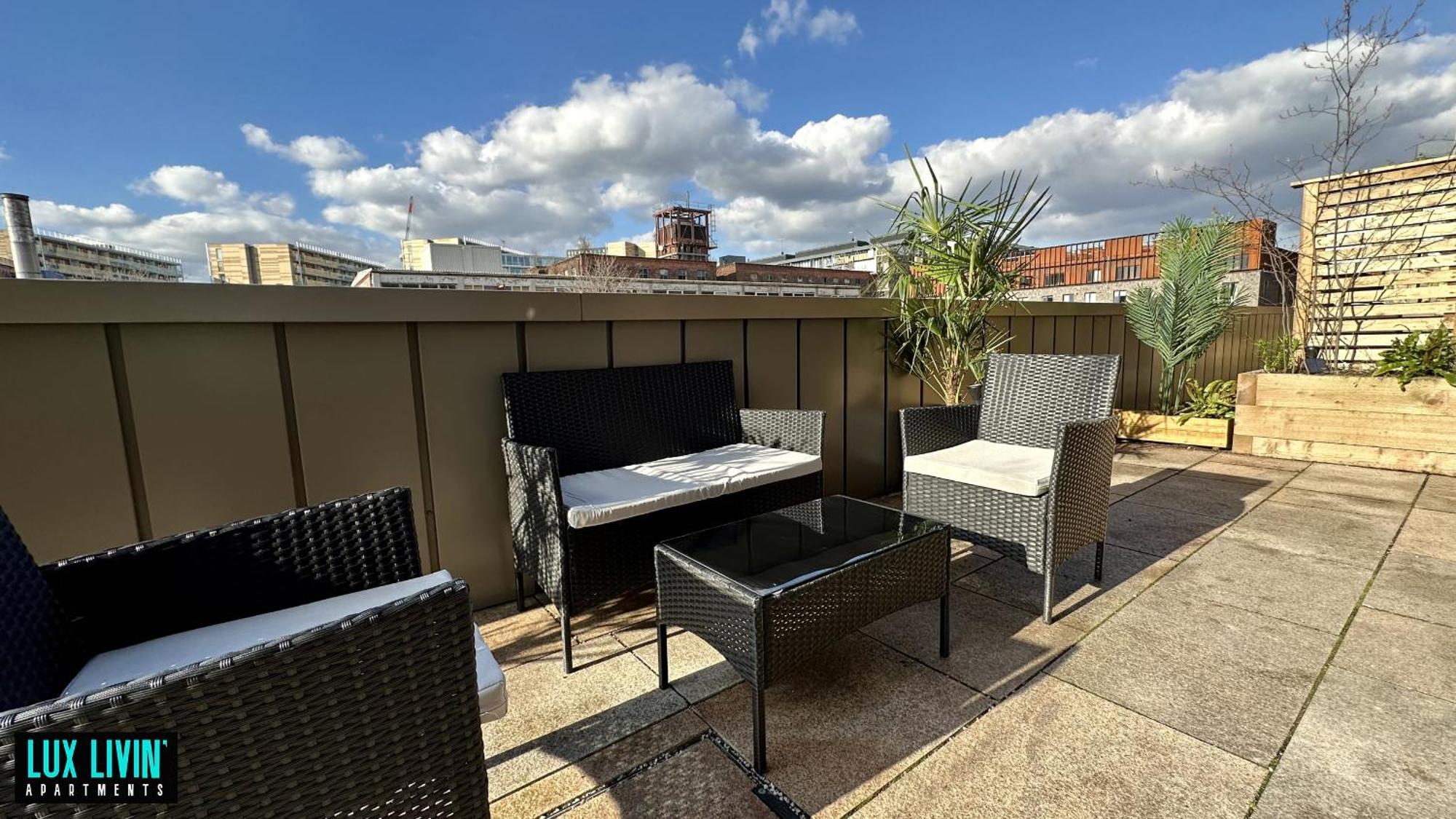 Lux Livin' Apartments - Luxury 2 Bed Apartment With Sky Garden Manchester Rum bild